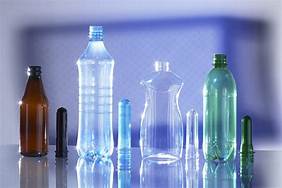 What is PET Plastic? Uses and Advantages of Polyethylene Terephthalate