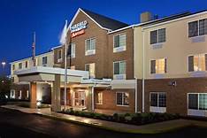 Is Fairfield Inn and Suites Pet Friendly?