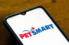 Is PetSmart Open on Memorial Day?