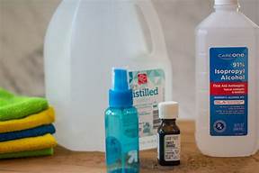 What are the Ingredients in Poop Spray for Pets?